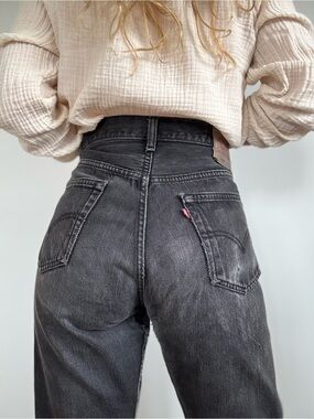 Vintage Levi’s 501 1996 straight leg washed black made in Canada